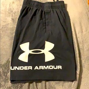 Under Armour Men’s Shorts Size Med